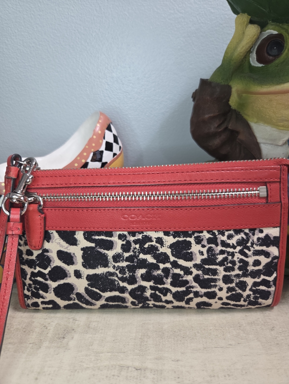 COACH Carnelia Legacy Ocelot Canvas Convertible Zipper Wallet Wristlet, EUC - Picture 3 of 14